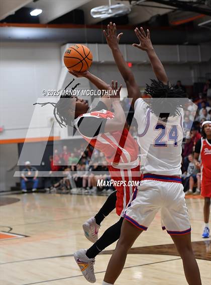 Thumbnail 3 in Wisconsin Lutheran vs. Pike (Kevin Brown Memorial Tournament of Champions) photogallery.