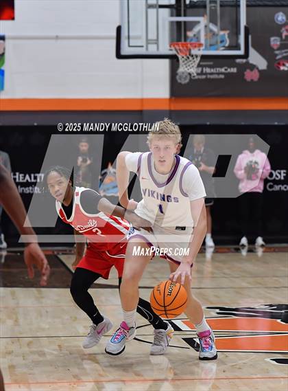 Thumbnail 2 in Wisconsin Lutheran vs. Pike (Kevin Brown Memorial Tournament of Champions) photogallery.