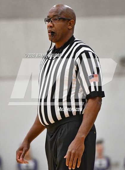 Thumbnail 2 in Jefferson vs. Mt. Vernon (UIL 3A Area Playoff) photogallery.