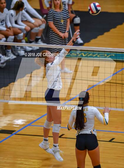 Thumbnail 2 in Rowe [Nikki] vs Smithson Valley (NEISD Volleyball Tournament) photogallery.