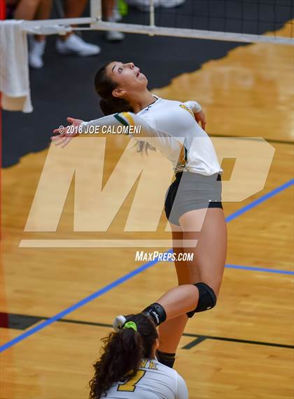 Thumbnail 3 in Rowe [Nikki] vs Smithson Valley (NEISD Volleyball Tournament) photogallery.