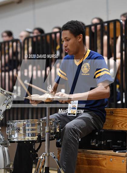 Thumbnail 3 in Santa Monica vs. Crean Lutheran (CIF 3AA Championship) photogallery.