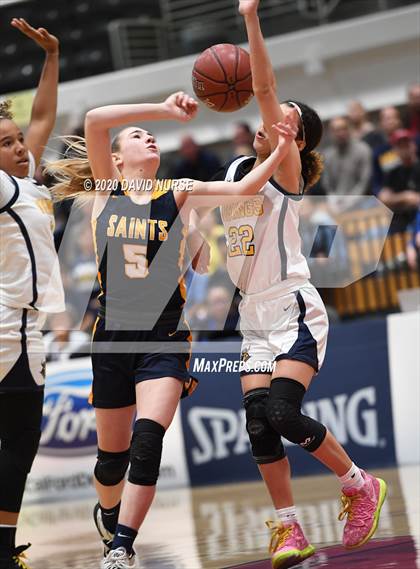 Thumbnail 2 in Santa Monica vs. Crean Lutheran (CIF 3AA Championship) photogallery.