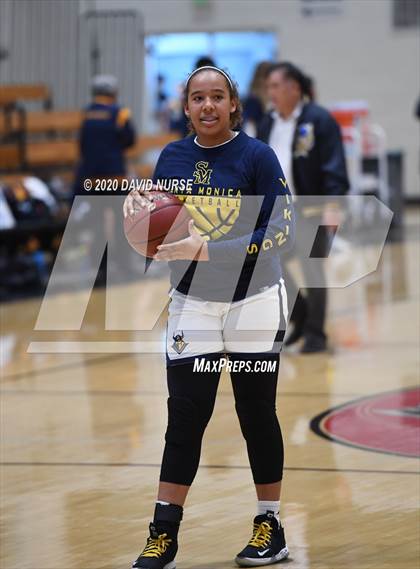 Thumbnail 2 in Santa Monica vs. Crean Lutheran (CIF 3AA Championship) photogallery.