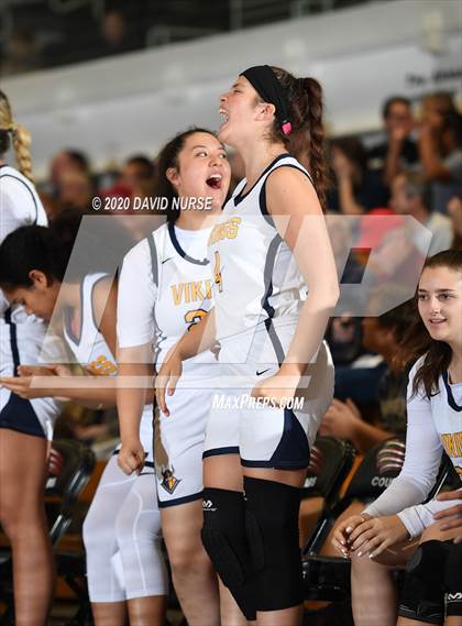 Thumbnail 3 in Santa Monica vs. Crean Lutheran (CIF 3AA Championship) photogallery.