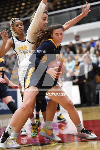 Thumbnail 1 in Santa Monica vs. Crean Lutheran (CIF 3AA Championship) photogallery.