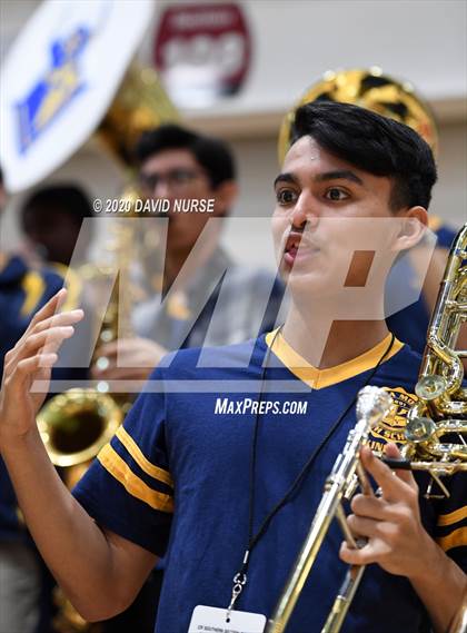 Thumbnail 2 in Santa Monica vs. Crean Lutheran (CIF 3AA Championship) photogallery.