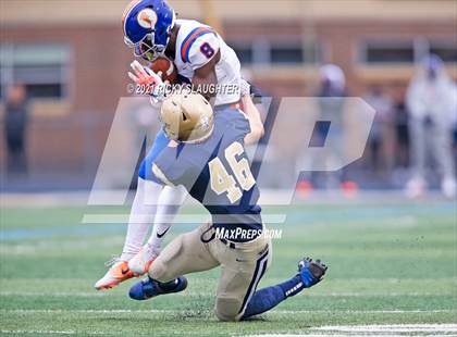 Thumbnail 3 in East St. Louis @ Lemont (IHSA Class 6A Quarterfinal) photogallery.