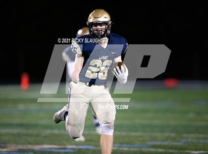Thumbnail 3 in East St. Louis @ Lemont (IHSA Class 6A Quarterfinal) photogallery.