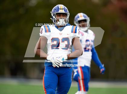 Thumbnail 1 in East St. Louis @ Lemont (IHSA Class 6A Quarterfinal) photogallery.