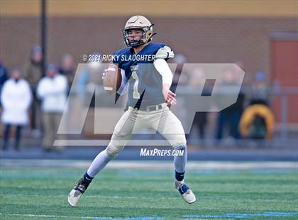 Thumbnail 3 in East St. Louis @ Lemont (IHSA Class 6A Quarterfinal) photogallery.