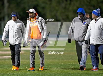 Thumbnail 2 in East St. Louis @ Lemont (IHSA Class 6A Quarterfinal) photogallery.