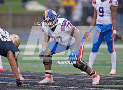 Thumbnail 3 in East St. Louis @ Lemont (IHSA Class 6A Quarterfinal) photogallery.