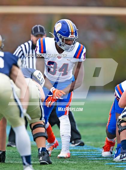 Thumbnail 3 in East St. Louis @ Lemont (IHSA Class 6A Quarterfinal) photogallery.