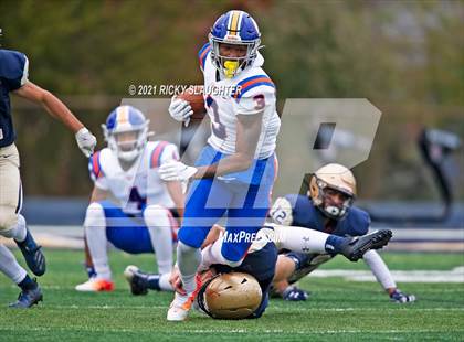 Thumbnail 1 in East St. Louis @ Lemont (IHSA Class 6A Quarterfinal) photogallery.