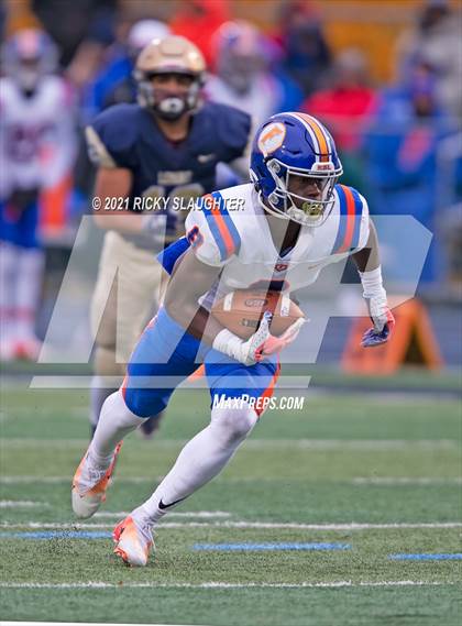 Thumbnail 1 in East St. Louis @ Lemont (IHSA Class 6A Quarterfinal) photogallery.