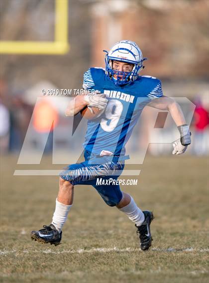 Thumbnail 3 in Paxton-Buckley-Loda @ Princeton (IHSA 3A Quarterfinal Playoff) photogallery.