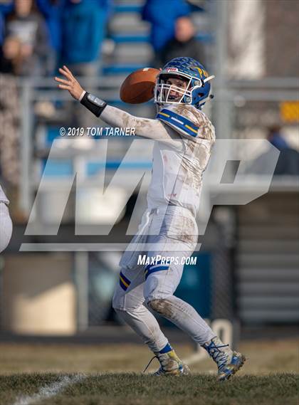 Thumbnail 2 in Paxton-Buckley-Loda @ Princeton (IHSA 3A Quarterfinal Playoff) photogallery.