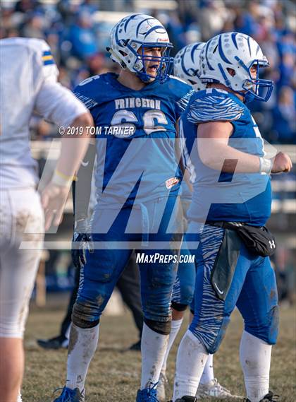 Thumbnail 2 in Paxton-Buckley-Loda @ Princeton (IHSA 3A Quarterfinal Playoff) photogallery.