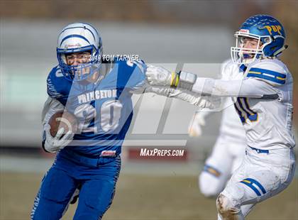 Thumbnail 3 in Paxton-Buckley-Loda @ Princeton (IHSA 3A Quarterfinal Playoff) photogallery.