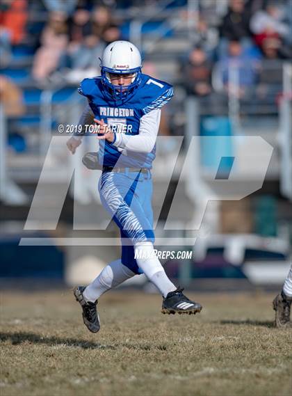 Thumbnail 1 in Paxton-Buckley-Loda @ Princeton (IHSA 3A Quarterfinal Playoff) photogallery.