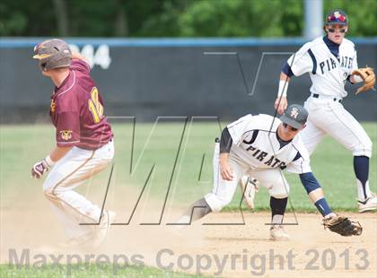 Thumbnail 3 in Seton Hall Prep vs. Gloucester Catholic (NJSIAA Non-Public A Final) photogallery.