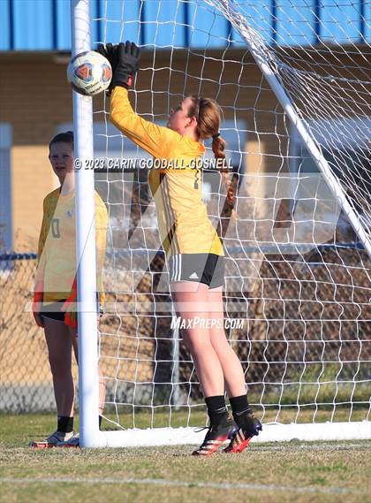 Thumbnail 1 in Laney @ Croatan photogallery.