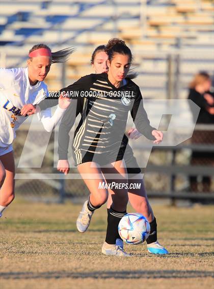 Thumbnail 2 in Laney @ Croatan photogallery.