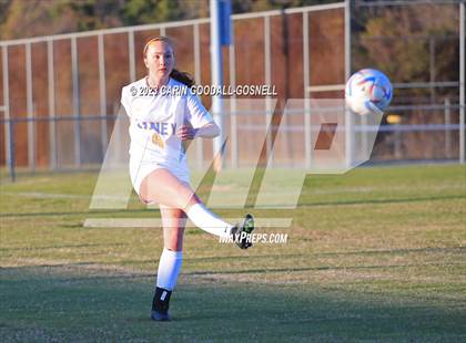 Thumbnail 1 in Laney @ Croatan photogallery.