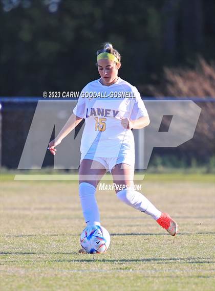 Thumbnail 2 in Laney @ Croatan photogallery.