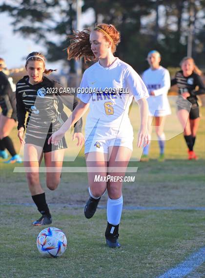 Thumbnail 2 in Laney @ Croatan photogallery.