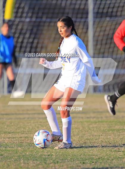 Thumbnail 1 in Laney @ Croatan photogallery.