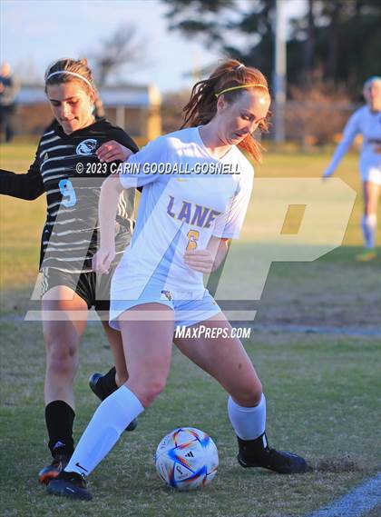 Thumbnail 2 in Laney @ Croatan photogallery.