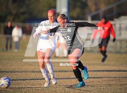 Thumbnail 3 in Laney @ Croatan photogallery.