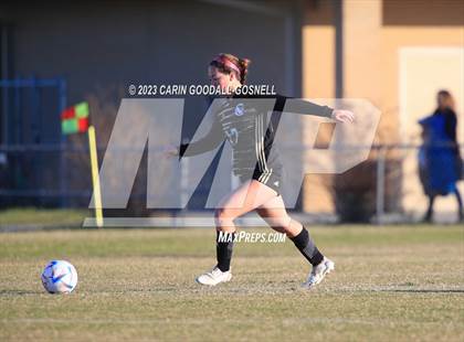 Thumbnail 2 in Laney @ Croatan photogallery.