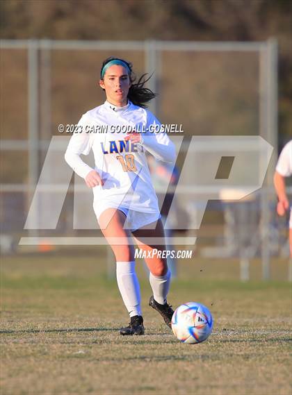 Thumbnail 3 in Laney @ Croatan photogallery.