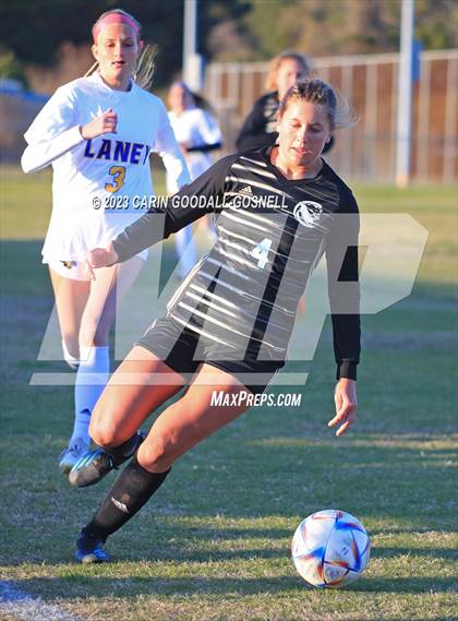 Thumbnail 1 in Laney @ Croatan photogallery.