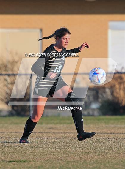 Thumbnail 3 in Laney @ Croatan photogallery.
