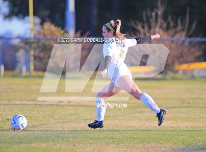 Thumbnail 2 in Laney @ Croatan photogallery.