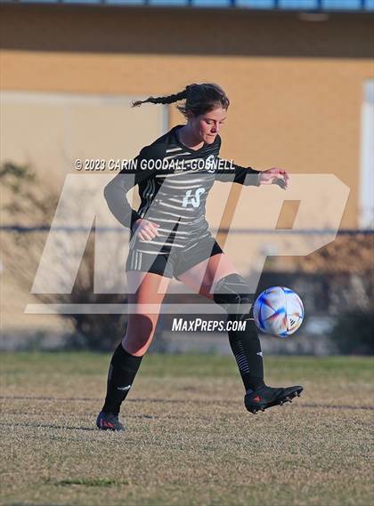 Thumbnail 2 in Laney @ Croatan photogallery.