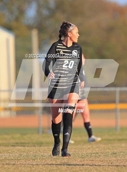 Thumbnail 1 in Laney @ Croatan photogallery.