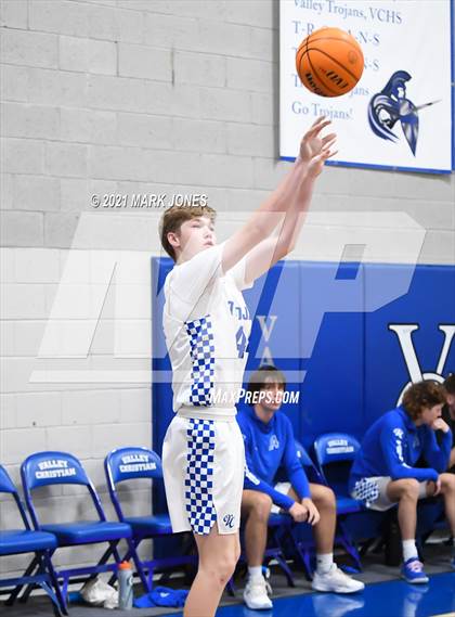 Thumbnail 2 in Shadow Hills @ Valley Christian (Valley Christian Boys Basketball Thanksgiving Tournament)  photogallery.