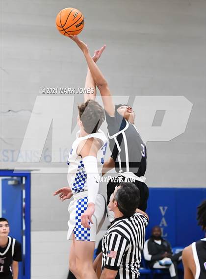 Thumbnail 2 in Shadow Hills @ Valley Christian (Valley Christian Boys Basketball Thanksgiving Tournament)  photogallery.