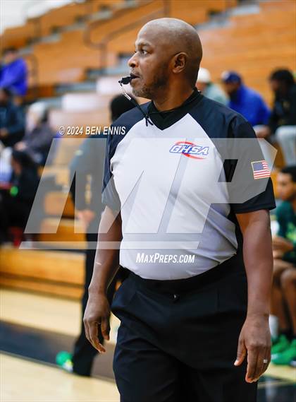 Thumbnail 1 in Riverwood vs. Greenforest (OTR Hoops:  Thanksgiving Showcase) photogallery.