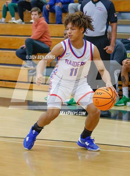 Thumbnail 3 in Riverwood vs. Greenforest (OTR Hoops:  Thanksgiving Showcase) photogallery.