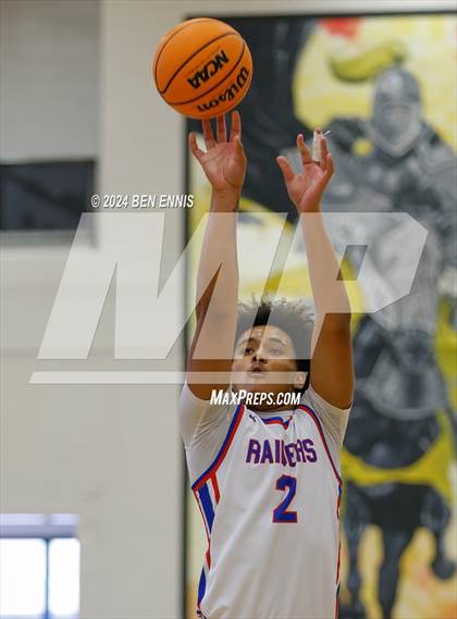 Thumbnail 2 in Riverwood vs. Greenforest (OTR Hoops:  Thanksgiving Showcase) photogallery.