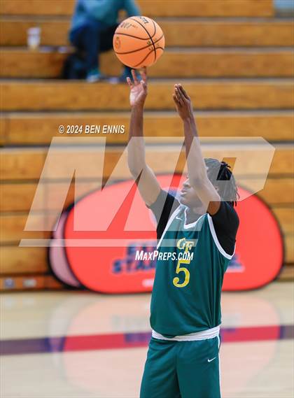 Thumbnail 1 in Riverwood vs. Greenforest (OTR Hoops:  Thanksgiving Showcase) photogallery.