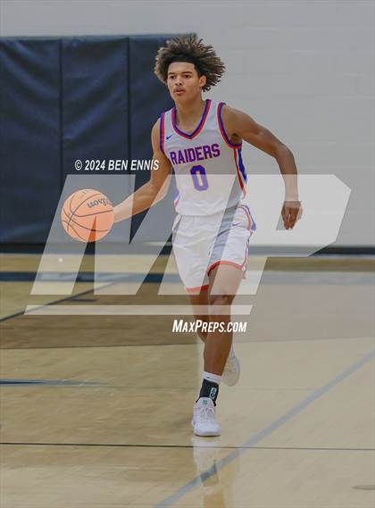 Thumbnail 3 in Riverwood vs. Greenforest (OTR Hoops:  Thanksgiving Showcase) photogallery.