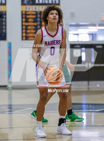 Thumbnail 3 in Riverwood vs. Greenforest (OTR Hoops:  Thanksgiving Showcase) photogallery.