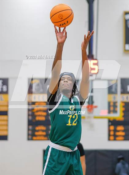 Thumbnail 2 in Riverwood vs. Greenforest (OTR Hoops:  Thanksgiving Showcase) photogallery.